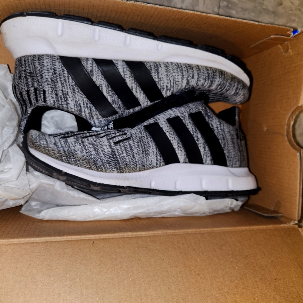 Unisex shoes